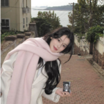 겨울 코디에 포인트 주는 베를린스카프 모헤어 볼드 머플러, 체크 무지 수술 빅사이즈 롱 목도리 상품 이미지 2